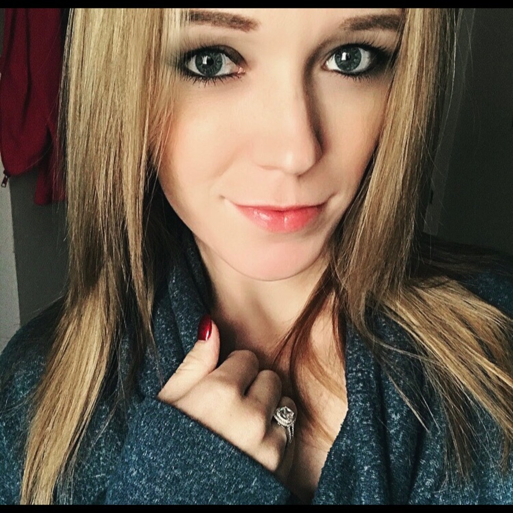 Meet your Posher, Shelly